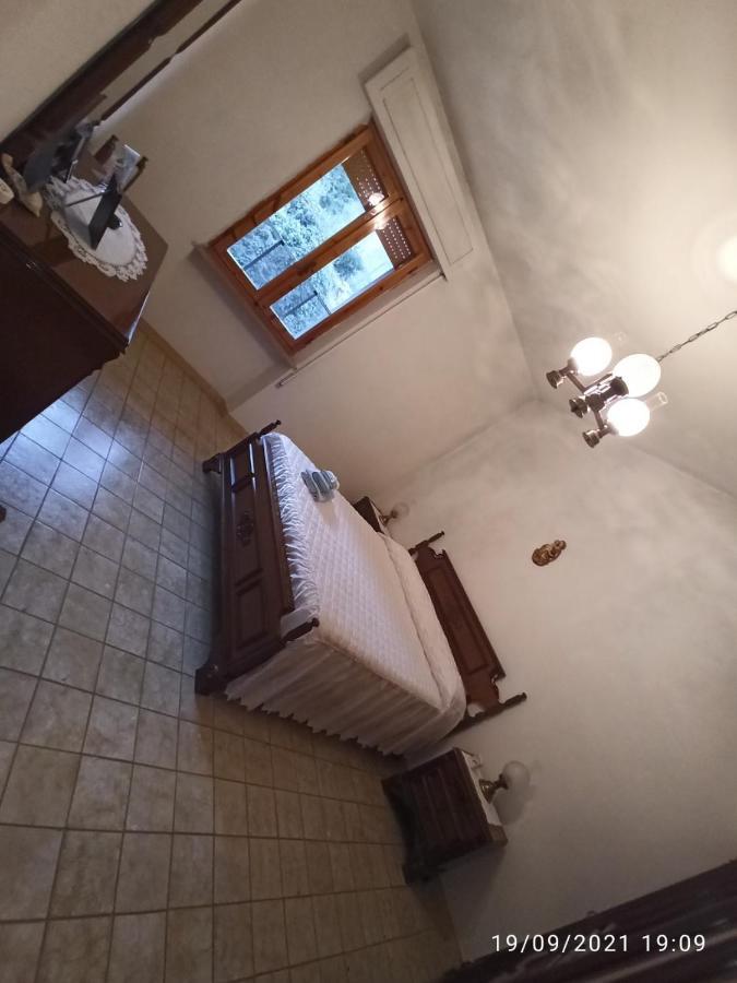 Casa Sias Appartement Santu Lussurgiu Buitenkant foto